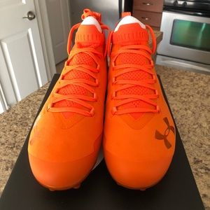 CLEATS